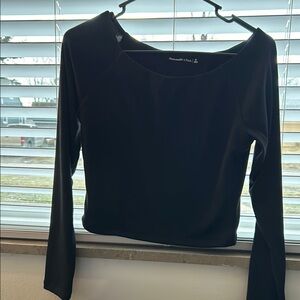 Abercrombie & Fitch Black Crop Long Sleeve Blouse